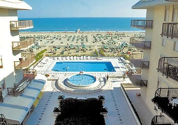 Attico Fronte Mare Otel Lido di Jesolo