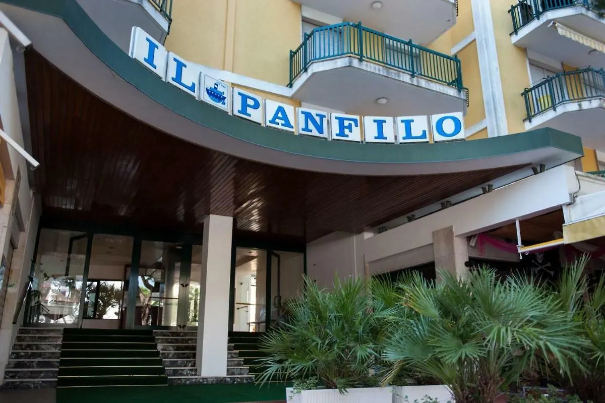 Daire Attico Fronte Mare Otel Lido di Jesolo
